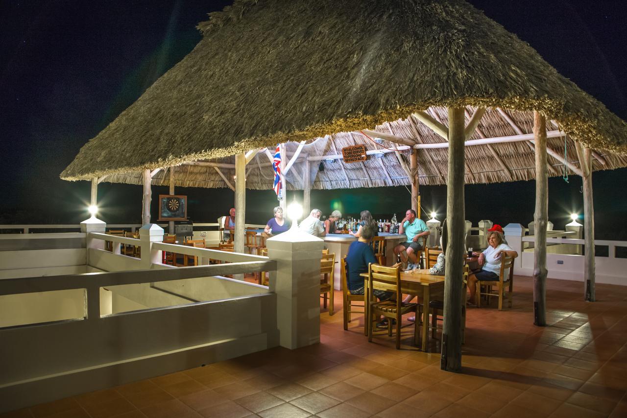 The Crimson Orchid Inn At Orchid Bay San Fernando Dış mekan fotoğraf